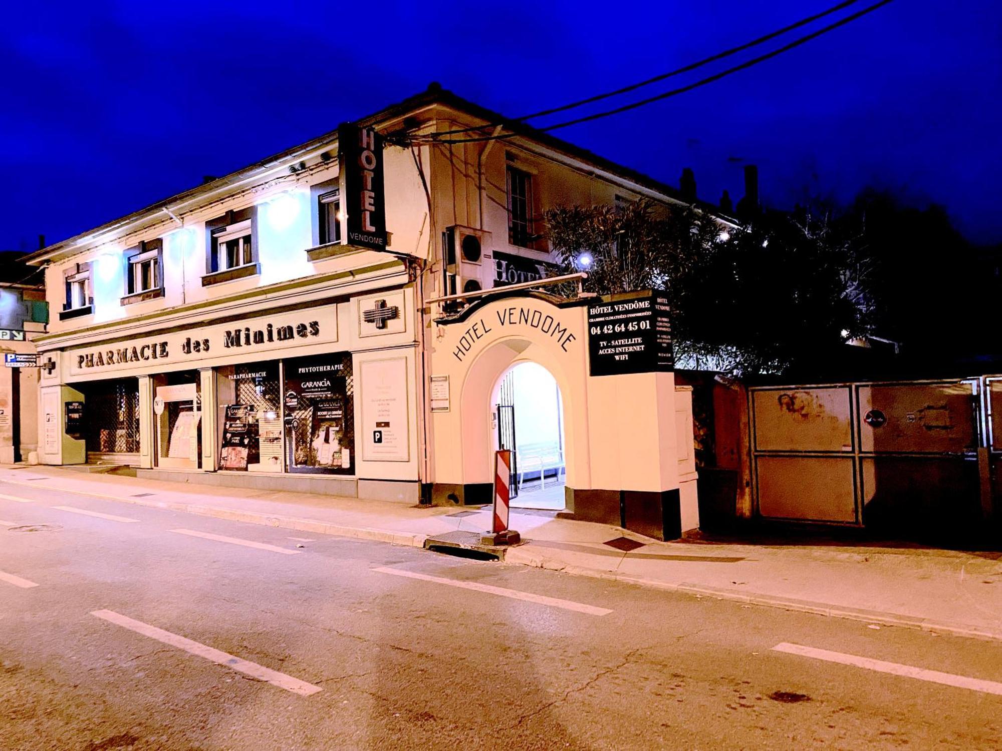 Hotel Vendome Aix-en-Provence Bagian luar foto